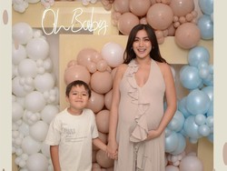 Jessica Iskandar Ungkap Alasan Melahirkan di Jakarta