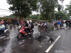 Massa Aksi 11 April 2022 Bubar, Jl Diponegoro Bandung Kembali Dibuka