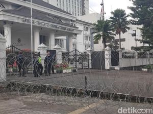 Kawat Berduri Siaga di DPRD Jabar Jelang Demo 11 April Kawat Berduri Siaga di DPRD Jabar Jelang Demo 11 April