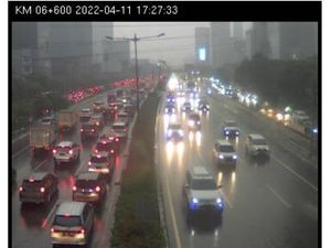 Imbas Demo di DPR, Lalin di Tol dan Arteri Macet Parah