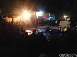 Tembus Tengah Malam, Mahasiswa Palopo Gelar Konsolidasi Demo 11 April