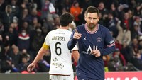 Lionel Messi sejauh ini sudah mengemas delapan gol dari 29 laga di seluruh kompetisi. Rinciannya tiga gol di Liga Prancis dan lima gol di Liga Champions (AP/Michel Euler)