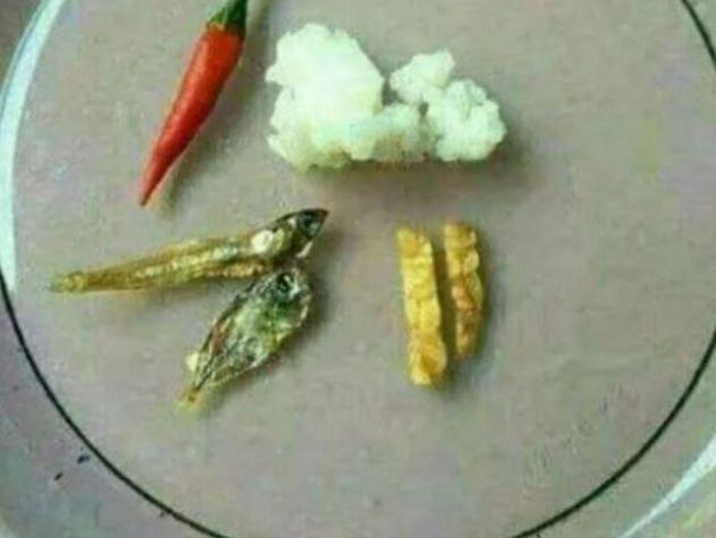 Ngakak! Penyajian 10 Makanan ala Fine Dining Ini Bikin Tepuk Jidat Ngakak! Penyajian 10 Makanan ala Fine Dining Ini Bikin Tepuk Jidat