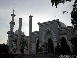 Masjid Raya Makassar, Ikon Sejarah dengan Desain Awal Berbentuk Pesawat
