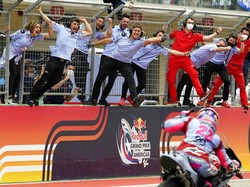 Video Enea Bastianini Gaspol: Asapi Rins dan Miller, Juara di Austin