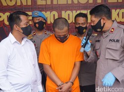 Kebangetan! Montir Tulungagung Jual Istri untuk Layanan Threesome