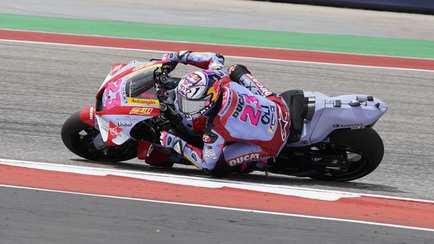 Apr 10, 2022; Austin, Texas, USA; Enea Bastianini of Italy (23) goes through Turn 20 during the MotoGP race at the Red Bull Grand Prix of the Americas MotoGP at Circuit of the Americas. Mandatory Credit: Chuck Burton-USA TODAY Sports