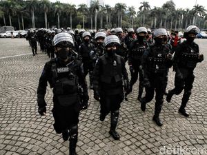 200 Brimob Dikirim ke Kobakma Papua Usai Warga Pendatang Diancam-Mengungsi 200 Brimob Dikirim ke Kobakma Papua Usai Warga Pendatang Diancam-Mengungsi