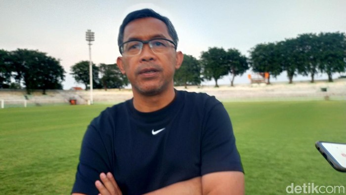 Persebaya Surabaya siap menyongsong musim depan. Pelatih Persebaya Aji Santoso memastikan, pembentukan skuad sudah 80 persen.