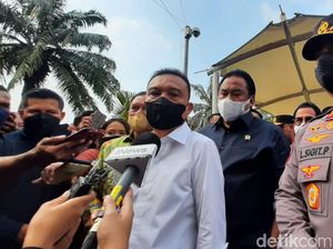 Temui Massa Demo, Pimpinan DPR Janji Lanjutkan Tahapan Pemilu 2024