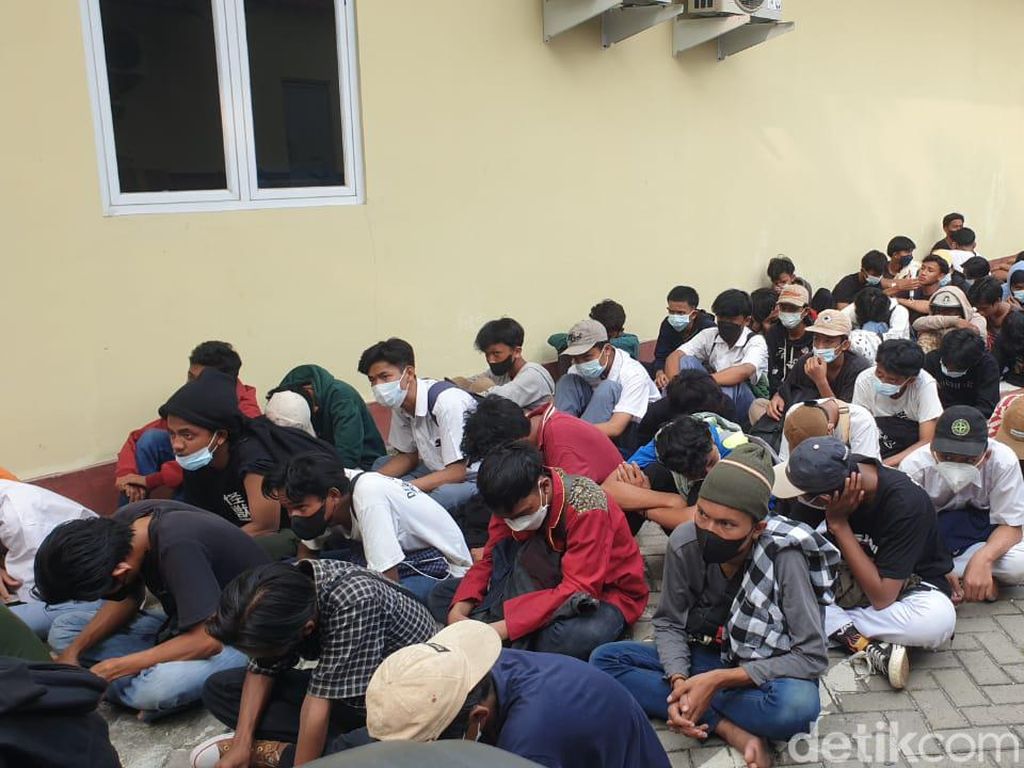 Polisi Ungkap 92 Pelajar Tangerang Dijanjikan Dapat Ongkos buat Ikut Demo
