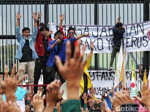 Pernyataan BEM SI Terkait Kerusuhan Demo 11 April: Bukan Kami Pernyataan BEM SI Terkait Kerusuhan Demo 11 April: Bukan Kami