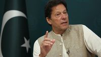 Sosok Imran Khan, PM Pakistan yang Digulingkan dengan Mosi Tak Percaya