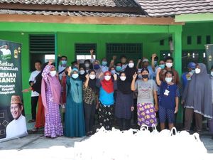 Relawan Sandiaga Banten Bagi Sembako & Gelar Lomba Ramadan