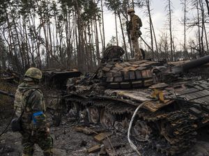 Rusia: 1.026 Tentara Ukraina Menyerah di Mariupol Rusia: 1.026 Tentara Ukraina Menyerah di Mariupol