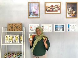 Dokter Ini Cicip Bisnis Selai Hingga Susu Kurma, Omzetnya Bukan Main!