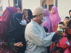 Ini Terlena! Bagi Takjil Gratis Juga untuk Non Muslim