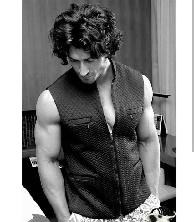 cara diet ala artis Bollywood/ Foto: Instagram.com/ @mevidyutjammwal cara diet ala artis Bollywood