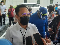 Kombes Ade Ary, Rela Pajang Nomor HP Pribadi di Medsos Demi Pelayanan