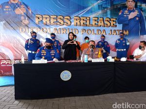 Miris, 50 Ekor Burung Langka Mati Diselundupkan dari Banjarmasin ke Surabaya Miris, 50 Ekor Burung Langka Mati Diselundupkan dari Banjarmasin ke Surabaya