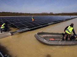 RI Mau Bikin PLTS Terapung Bareng Singapura, Malaysia, dan Brunei