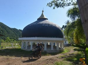 Kubah Masjid Ini Hanyut 2,5 Km Usai Tsunami Aceh, Engga Percaya?