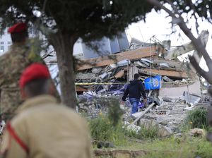 Bummm.... Ledakan di Lebanon Hancurkan Gedung 2 Lantai Bummm.... Ledakan di Lebanon Hancurkan Gedung 2 Lantai