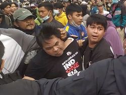 Ade Armando Alami Pendarahan Kandung Kemih, 7 Tersangka Ditangkap