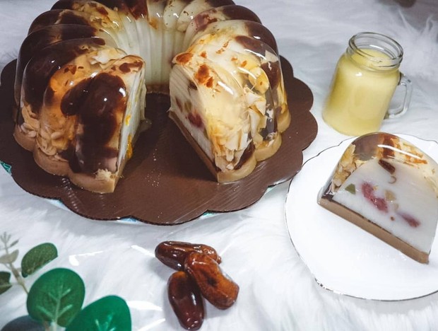 Puding kurma/ Foto: Instagram.com/looriepudding