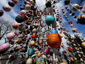 Intip Dekorasi Ribuan Telur Paskah di Taman Kanak-kanak Lithuania