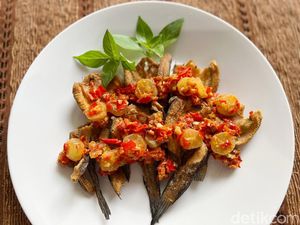 3 Resep Ikan Asin Pedas Berbumbu yang Bikin Ngiler dan Nambah Nasi