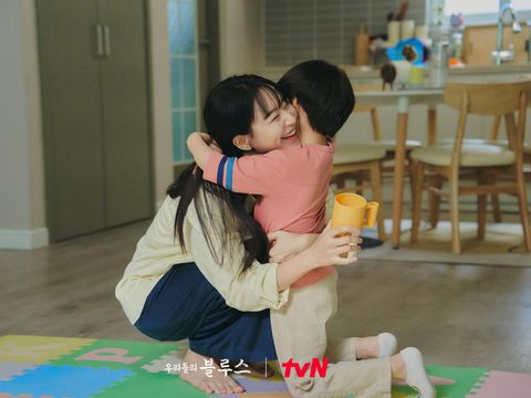 Shin Min Ah di Our Blues