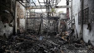 Jejak Kebakaran Maut yang Tewaskan Satu Keluarga di Jakut