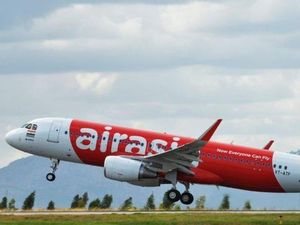 Dorong Pariwisata Danau Toba, AirAsia Buka Rute Jakarta-Silangit Dorong Pariwisata Danau Toba, AirAsia Buka Rute Jakarta-Silangit