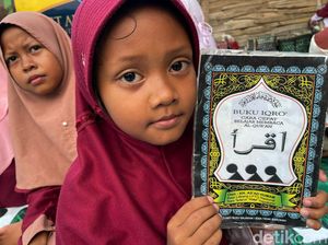 Aksi Sosial Literasi Agama CT Arsa di Permukiman Pemulung Bantargebang