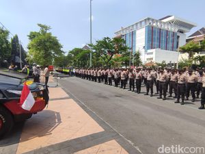 900 Personel Aparat Gabungan Jaga Demo di Semarang, Polisi: Polanya Humanis