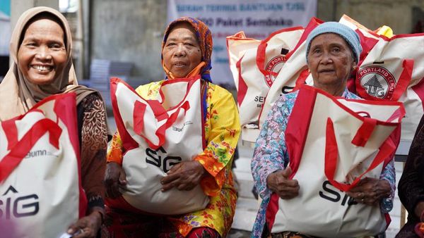 Berbagi Berkah Ramadan dengan Sembako