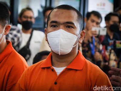 Gegara Main Keroyok, Putra Siregar-Rico Valentino Diborgol dan Ditahan