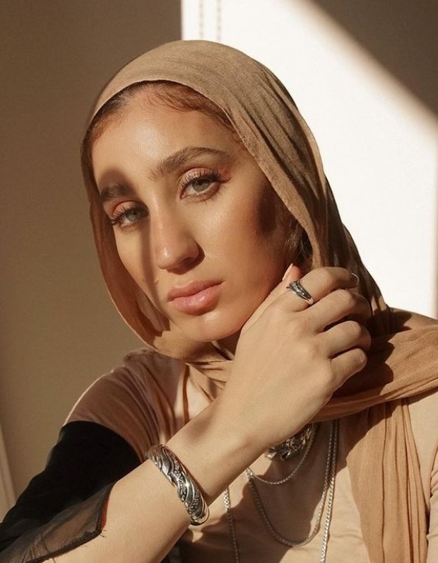 designer muslim yang mengubah industri fashion, Marwa Atik