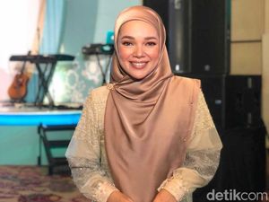 Kena Imbas Kasus Suami Sandra Dewi, Dewi Sandra: Bukan Berarti Saya Lebih Baik