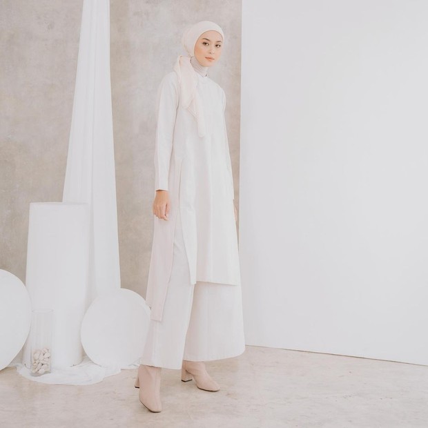 Ide OOTD Hijab Putih