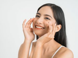 Bye-bye Kusam, Ini 5 Cara Praktis Mencerahkan Wajah Bye-bye Kusam, Ini 5 Cara Praktis Mencerahkan Wajah
