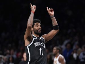 Main Gemilang Saat Puasa Ramadan, Kyrie Irving: Tuhan Bersama Saya