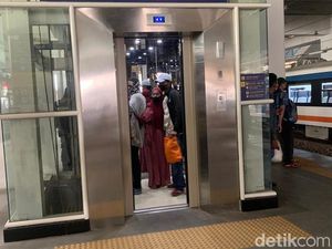 Magic! Lift Stasiun Manggarai Sudah Bisa Beroperasi