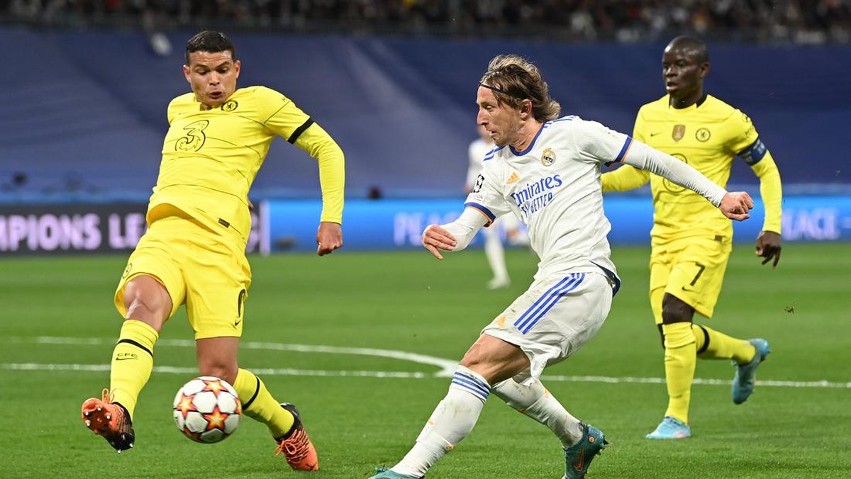 Luka Modric di laga Real Madrid vs Chelsea. (Foto: Getty Images/David Ramos)