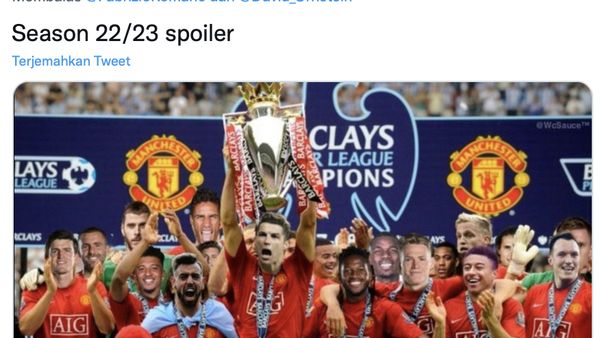 Meme Penuh Harap Fans ke Ten Hag Bisa MU Buka Puasa Gelar