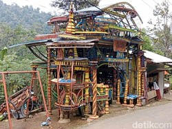 Pos Kamling Nyentrik di Sukabumi, Bikin Betah Peronda