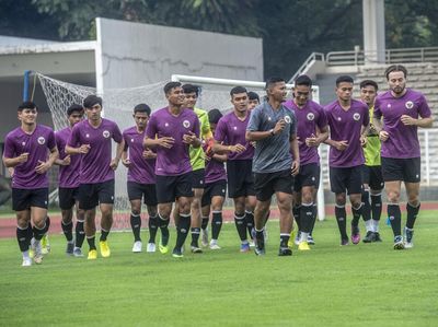 Potret Timnas U-23 Fokus Latihan Jelang SEA Games Vietnam