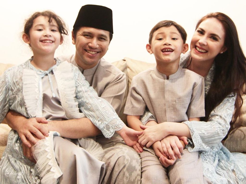 Arumi Bachsin Kenang Sosok Ayah Mertua yang Meninggal: Great Man Arumi Bachsin Kenang Sosok Ayah Mertua yang Meninggal: Great Man