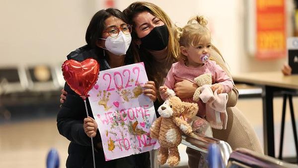 Selandia Baru Buka Perbatasan, Keluarga Bisa Temu Kangen Lagi